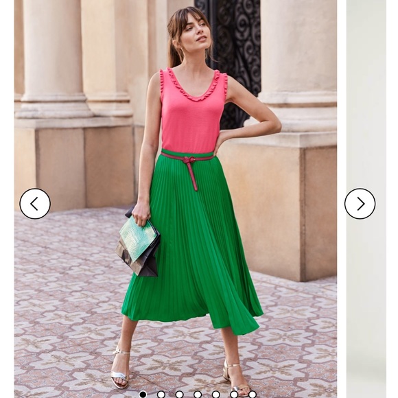 J. Crew Dresses & Skirts - J CREW Green Pleated Skirt